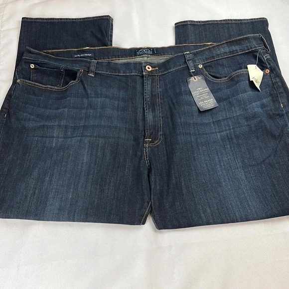 NWT Lucky Brand 181 Relaxed Straight Leg Jean Size Waist 50 Length 32 - Picture 2 of 11